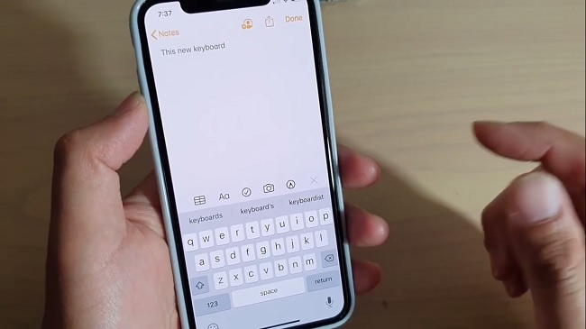 Swipe Type Keyboard on iPhones