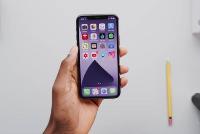 How To Customize iPhone Home Screen Icons And Widgets
